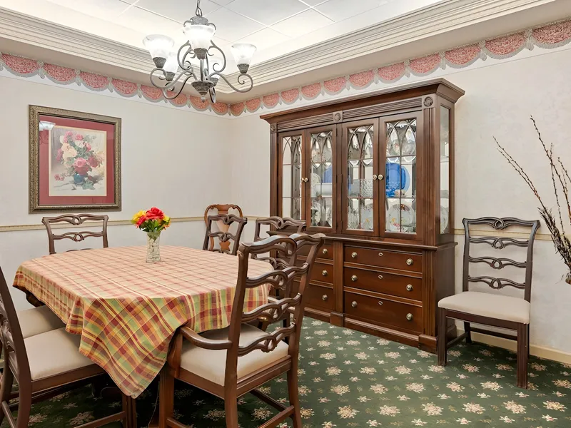 Courtyard Estates of Monmouth photo 5