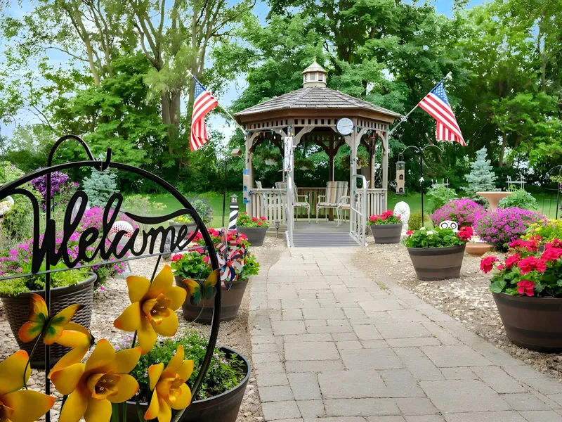 Courtyard Estates of Monmouth photo 6