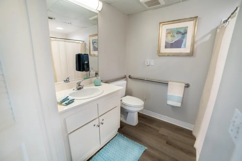 Crown Cove Senior Living photo 3