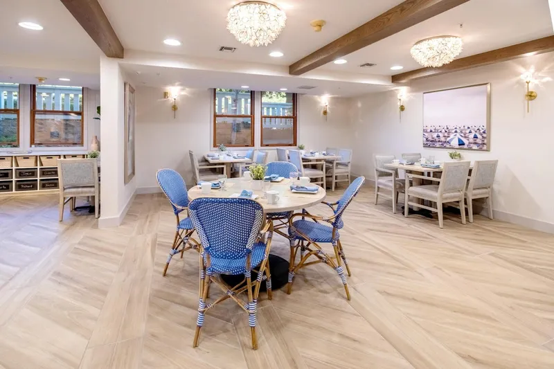 Crown Cove Senior Living photo 8