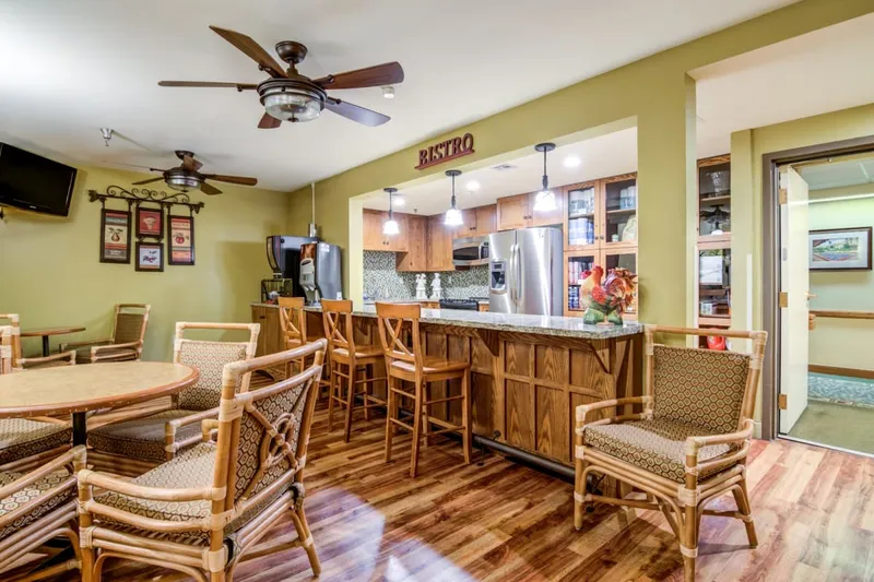 Cypress Court photo 7