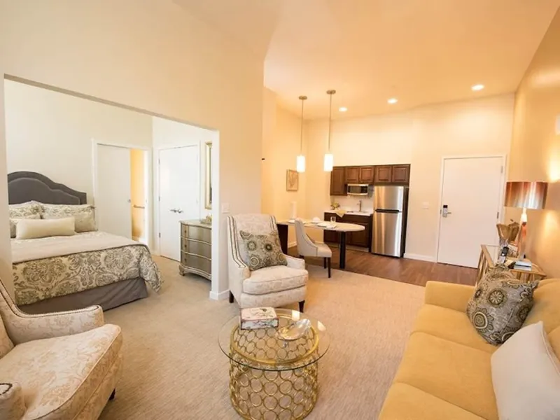 Daylesford Crossing photo 4