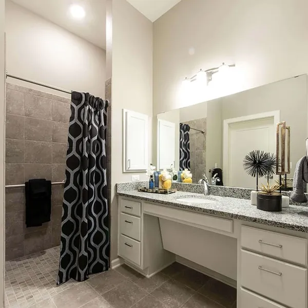 Discovery Commons North Shore photo 5