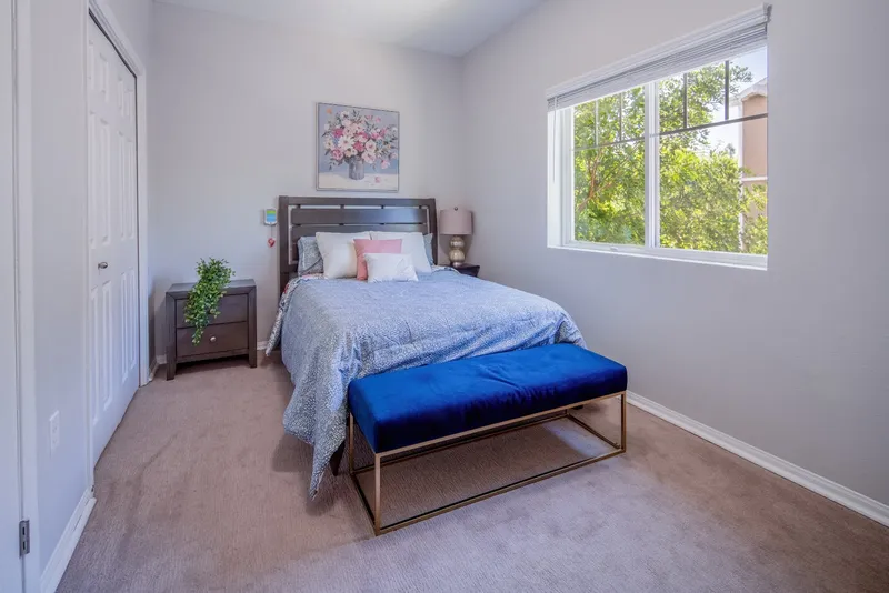 Discovery Commons Raincross Senior Living