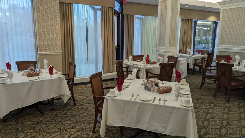 Discovery Village Hoffman Estates photo 2