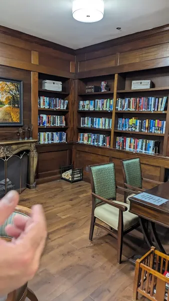 Discovery Village Hoffman Estates photo 5