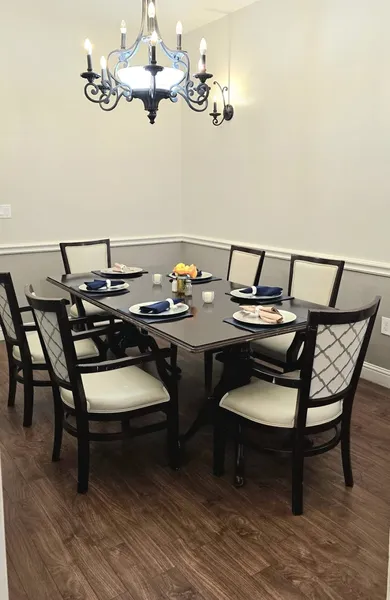 Eagle Ridge Alzheimer's Special Care Center photo 4