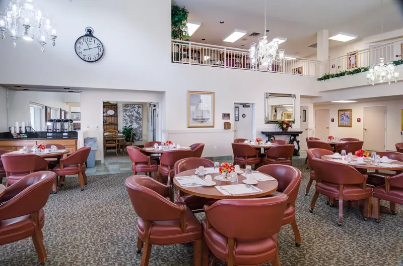 Edgewood Point Senior Living photo 3