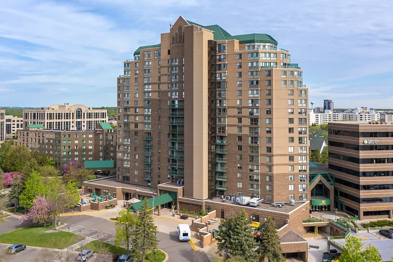Edina Heights Senior Living - Assisted Living, Independent Living, Memory Care in Edina, Minnesota
