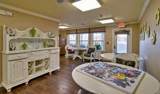 Eiffel Gardens Senior Living photo 5