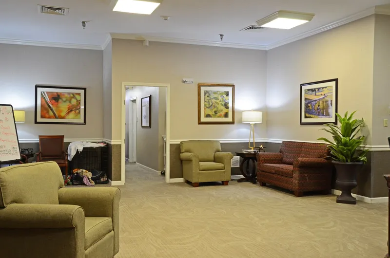 Eiffel Gardens Senior Living photo 6