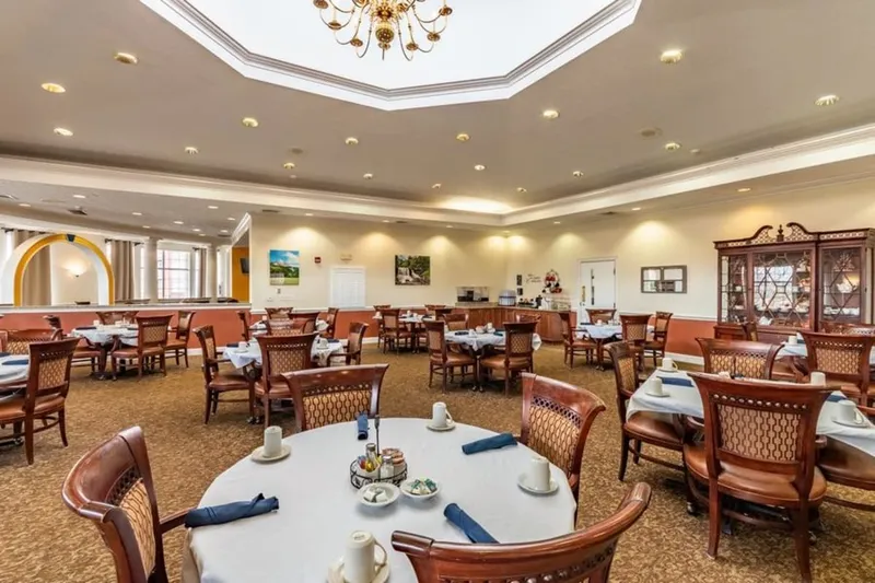 Elison Independent & Assisted Living of Maplewood photo 10