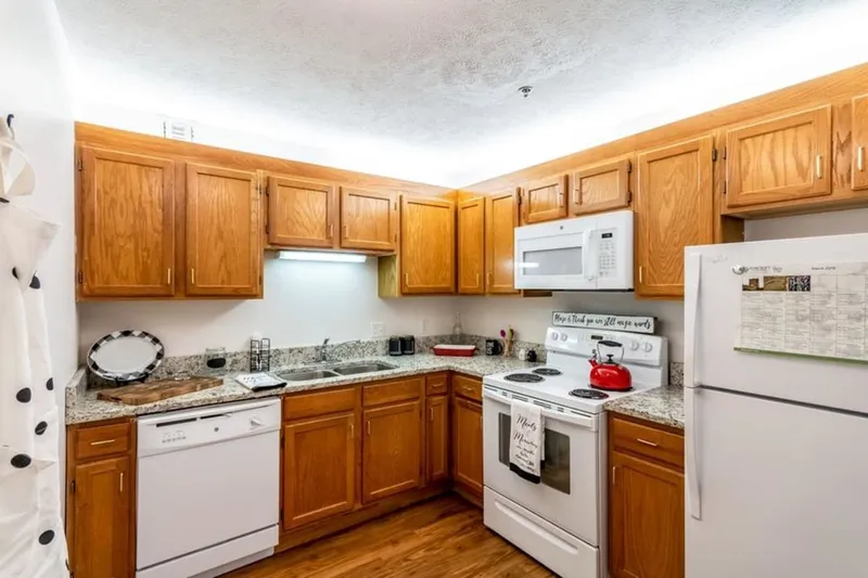 Elison Independent & Assisted Living of Maplewood photo 8