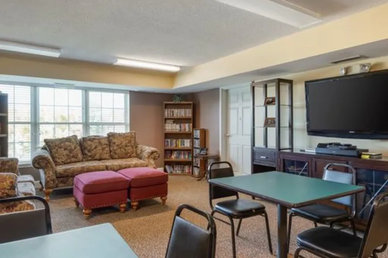 Elison Independent Living of Orchard Glen photo 5