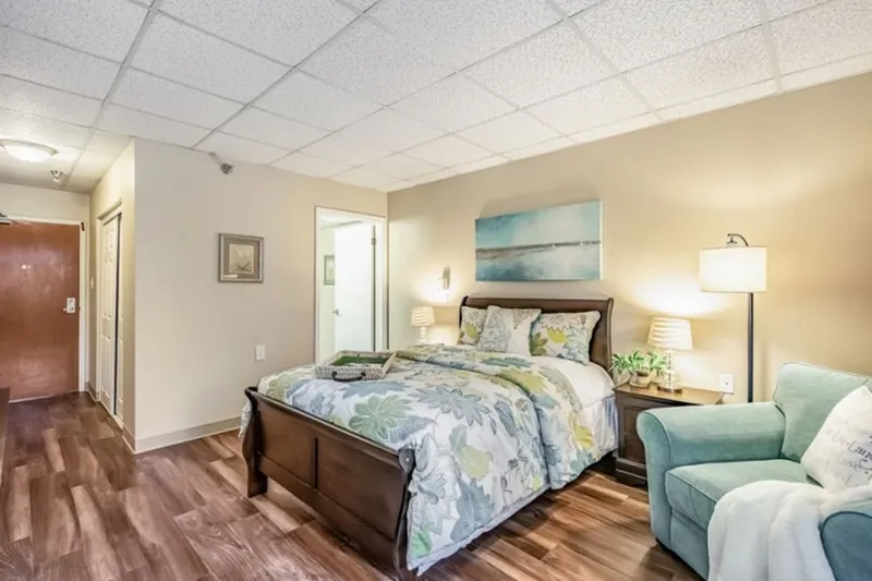 Elison Senior Living of Pinecrest photo 3