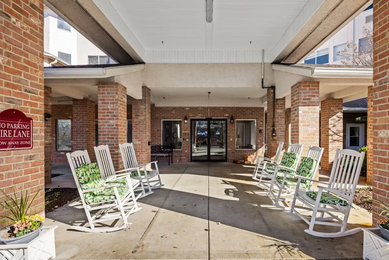 Elm Park Estates Sky Active Living - Independent Living in Roanoke, Virginia