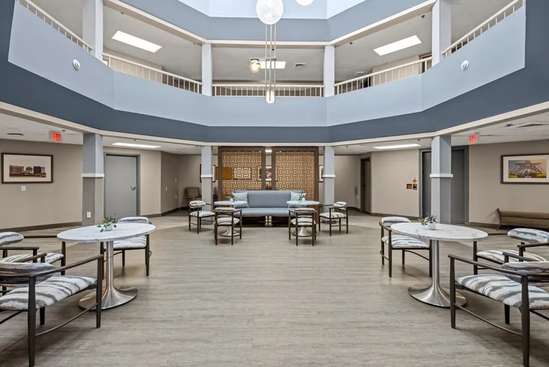 Elm Park Estates Sky Active Living - senior living in Roanoke, Virginia - photo 5