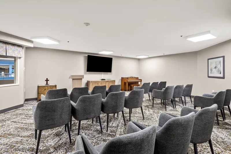 Elm Park Estates Sky Active Living - senior living in Roanoke, Virginia - photo 8