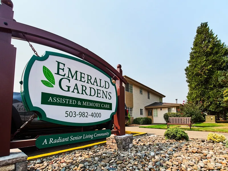 Emerald Gardens photo 6