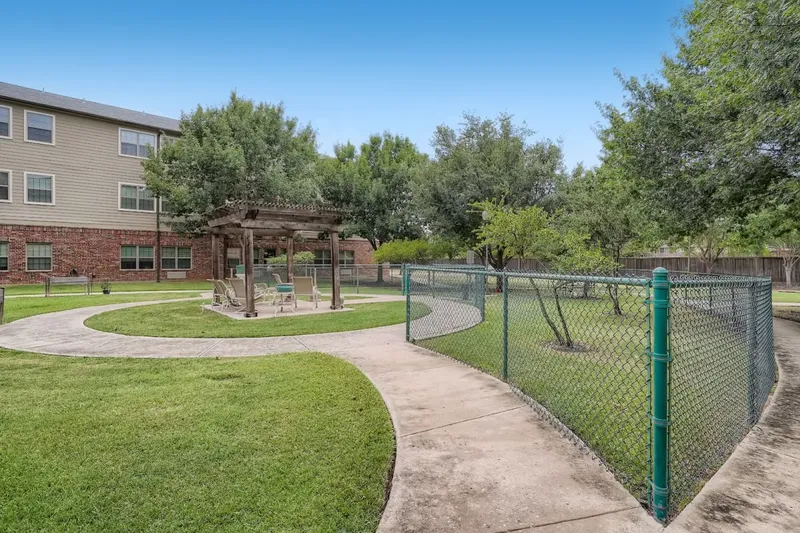 Emerson South Collins photo 6