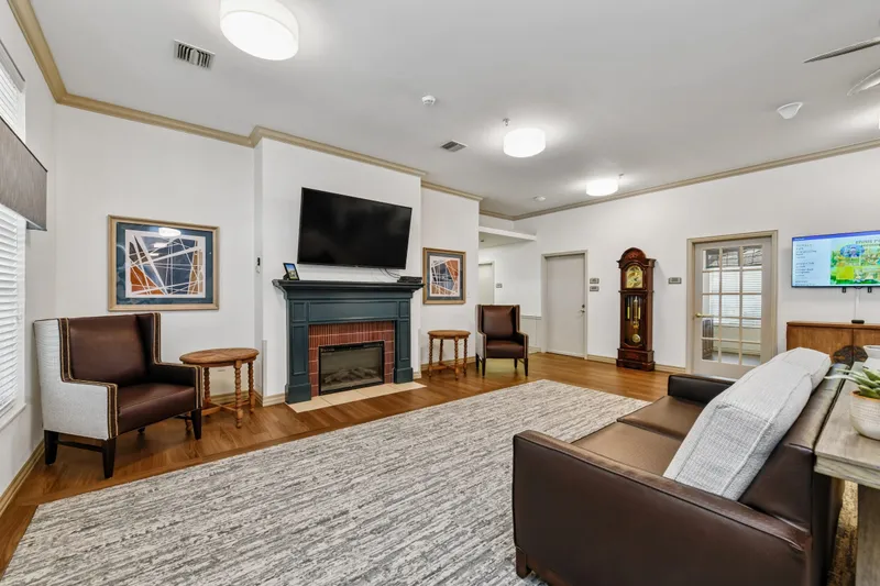 Ennis Pointe Senior Living - senior living in Ennis, Texas - photo 3