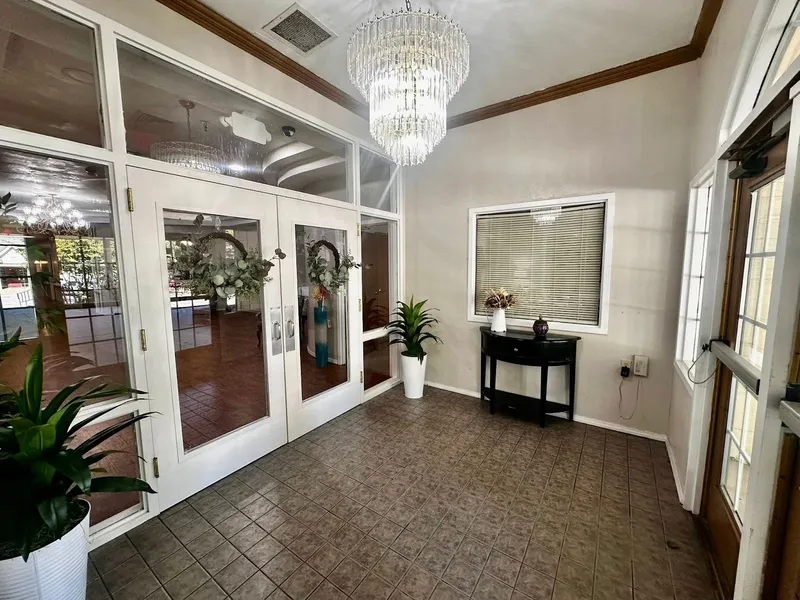 Glade Avenue Assisted Living - Assisted Living in Bethany, Oklahoma