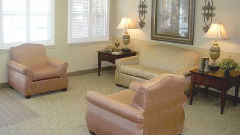 Glenwood Rehabilitation & Health Care Center - senior living in Glenwood, Illinois - photo 3