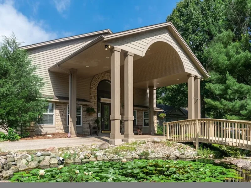 Golden Orchards Managed by Commonwealth Senior Living photo 4