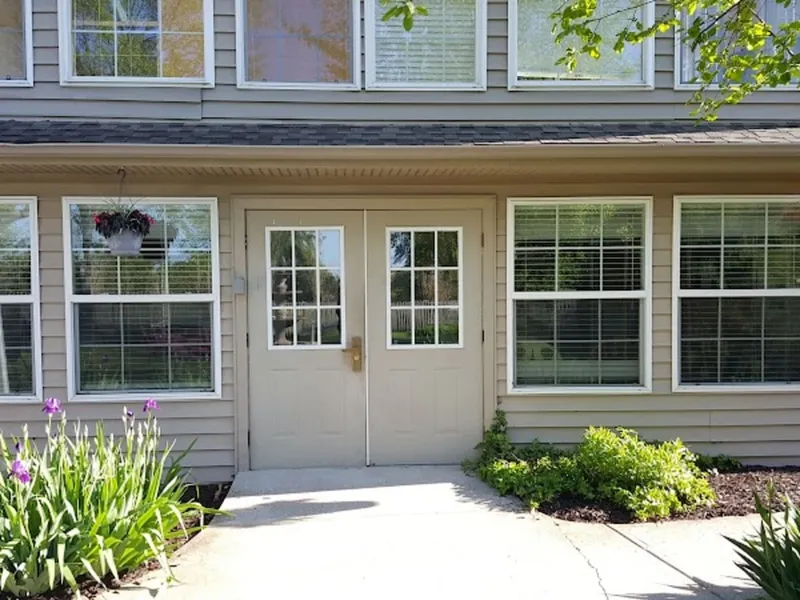 Golden Orchards Managed by Commonwealth Senior Living photo 6