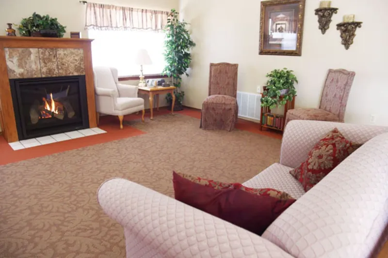 Grayson Court photo 7