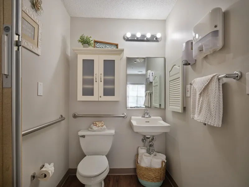 Greenwood Place Assisted Living & Memory Care photo 7