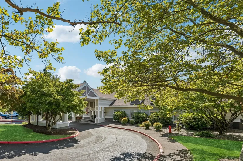 Gresham Pointe Senior Living - senior living in Gresham, Oregon - photo 2