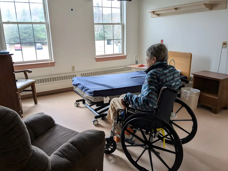 Harbor Hill Center photo 5