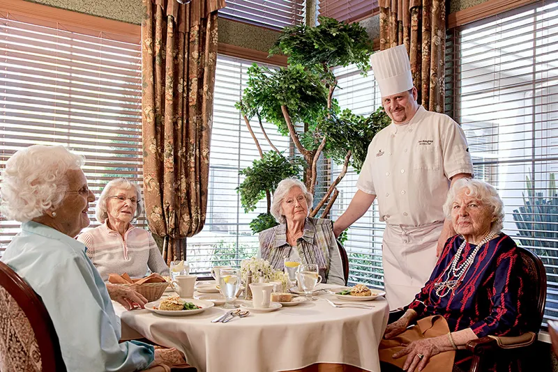 Harbor Place at Cottesmore - senior living in Gig Harbor, Washington - photo 12