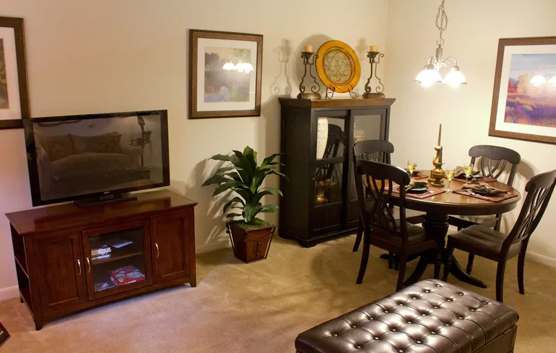 HeartLands Senior Living at Ellicott City photo 2