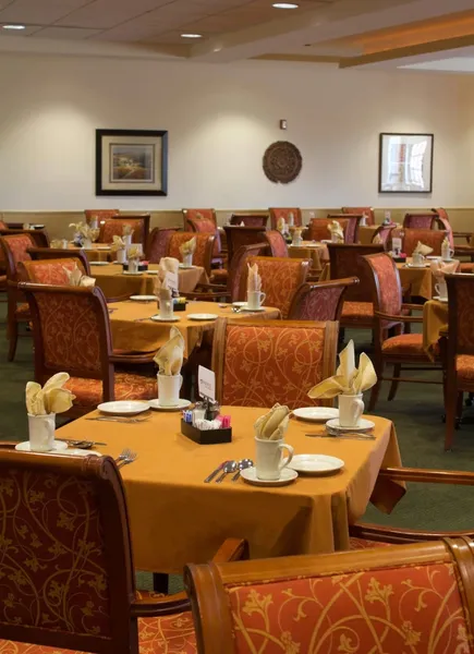 HeartLands Senior Living at Ellicott City photo 3