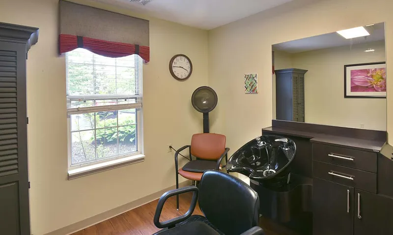 Henley Place Residential Care photo 4