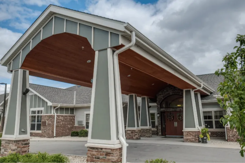 Heritage Court Waukesha photo 9