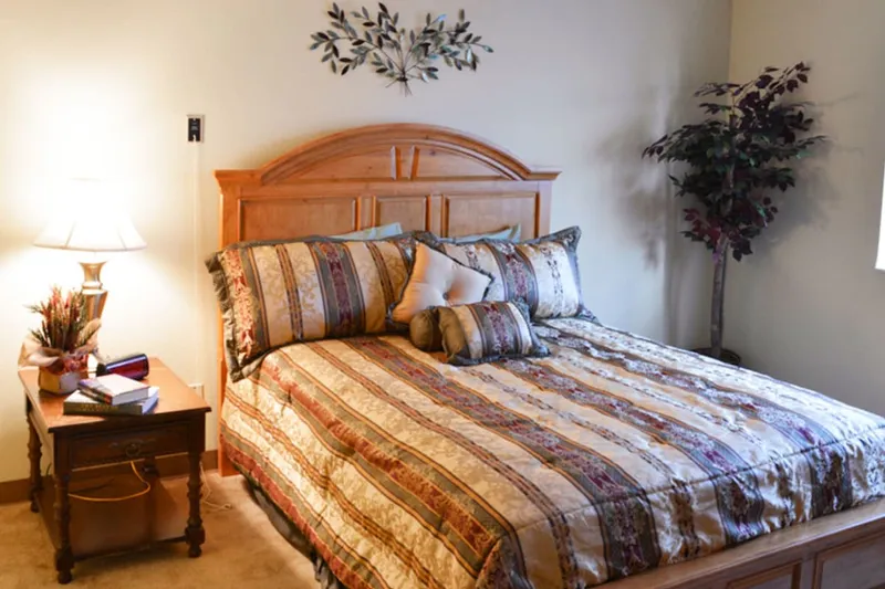 Heritage Oaks photo 2