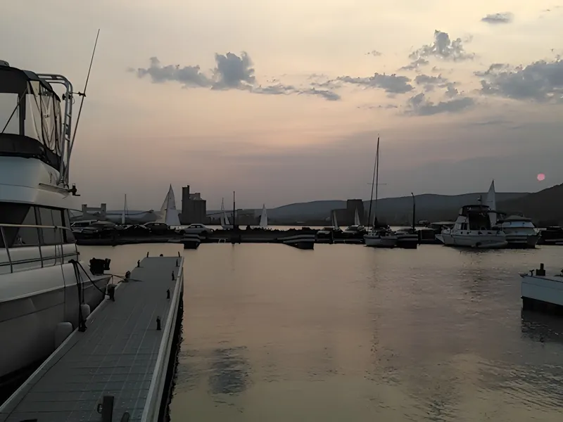 Heritage Woods of Chicago photo 4