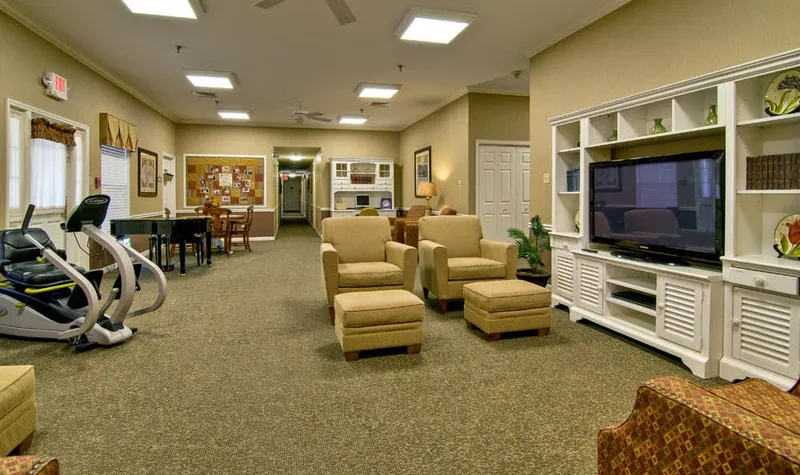 Highland Crest Senior Living photo 3