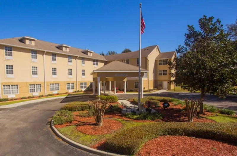 Highland Place photo 6