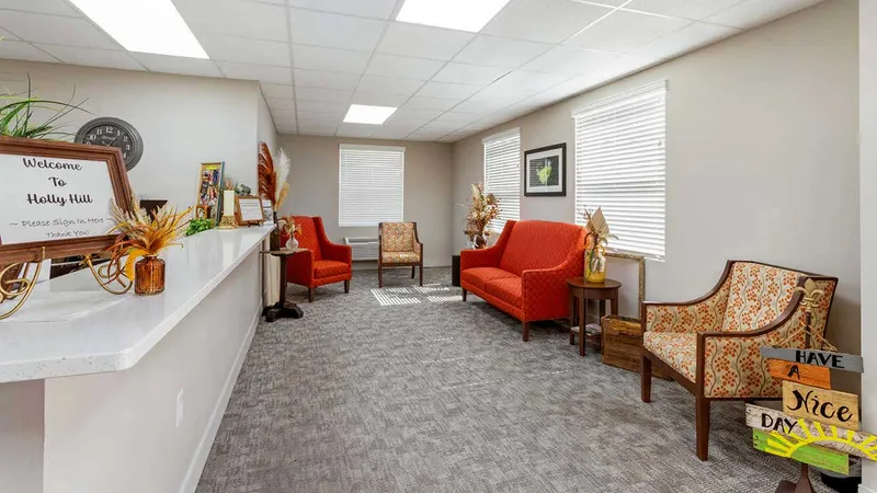 Holly Hill Nursing & Rehabilitation Center - senior living in Sulphur, Louisiana - photo 3