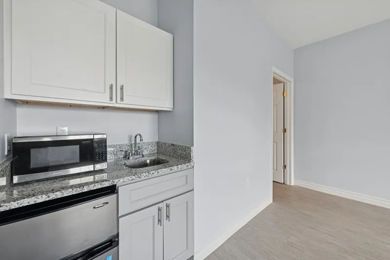 Home Place of Burlington photo 7