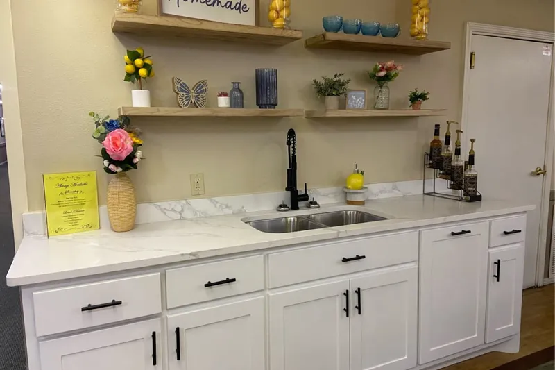 Hopkins Court photo 7