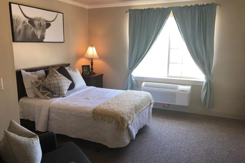 Hudson Creek Alzheimer’s Special Care Center photo 2