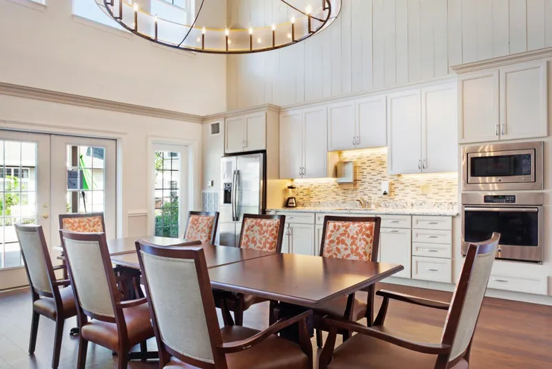 Huntington Common photo 5