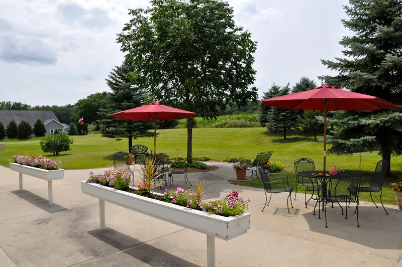 Huntington Place photo 5