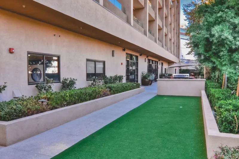 Ivy Park at Burbank photo 5