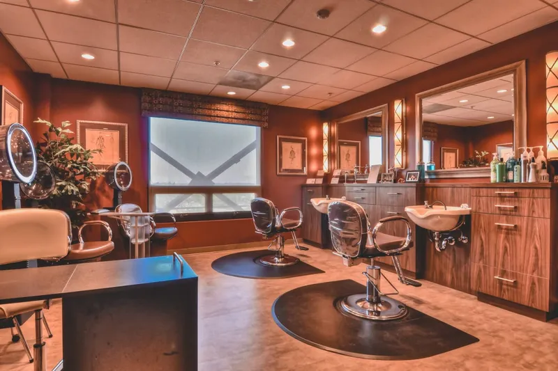 Ivy Park at Burbank photo 9